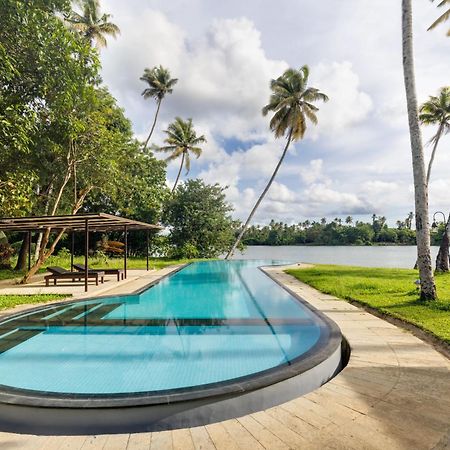 Cranganor History Cafe & Riverside Chateau North Paravur 外观 照片