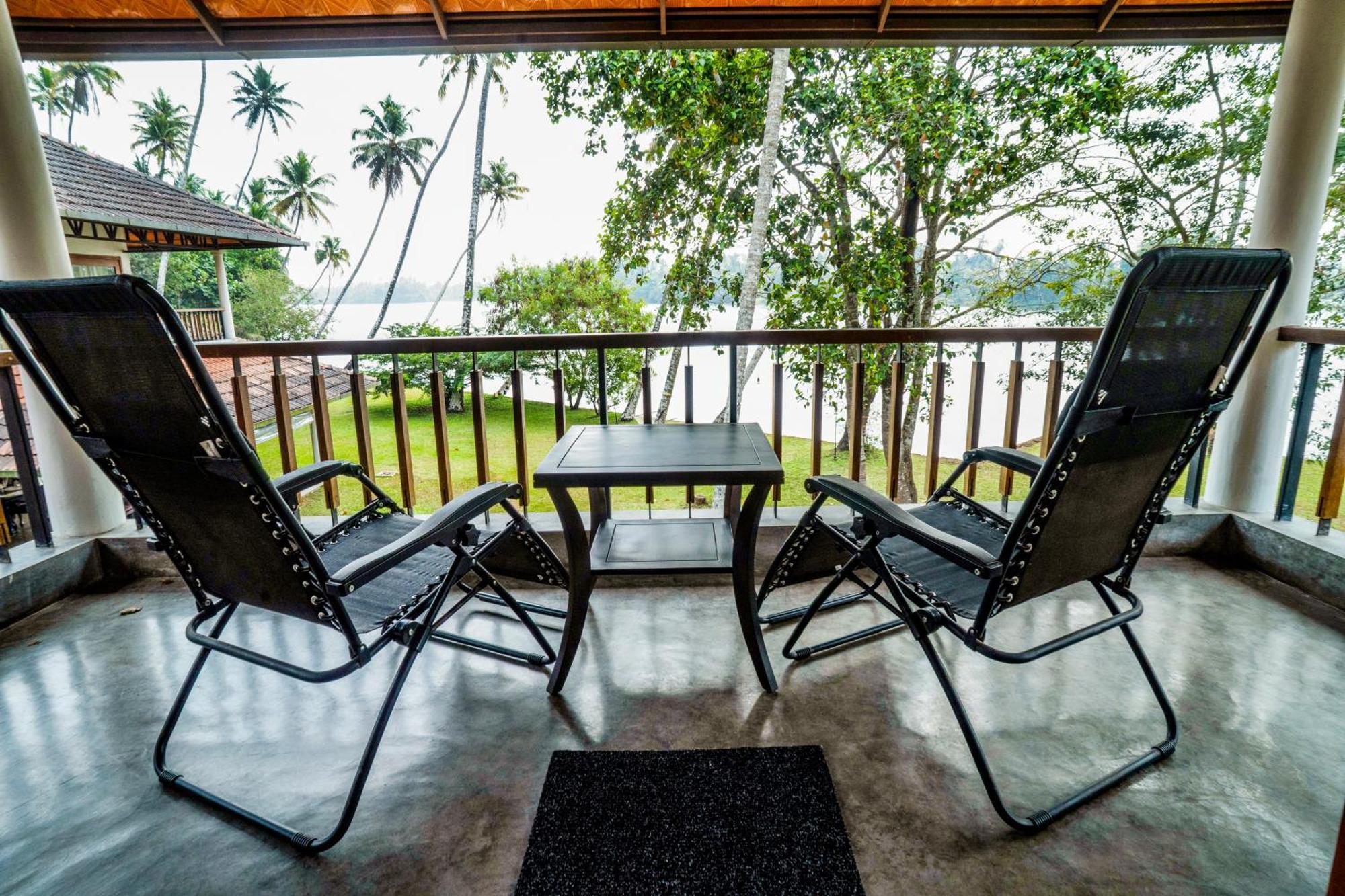 Cranganor History Cafe & Riverside Chateau North Paravur 外观 照片