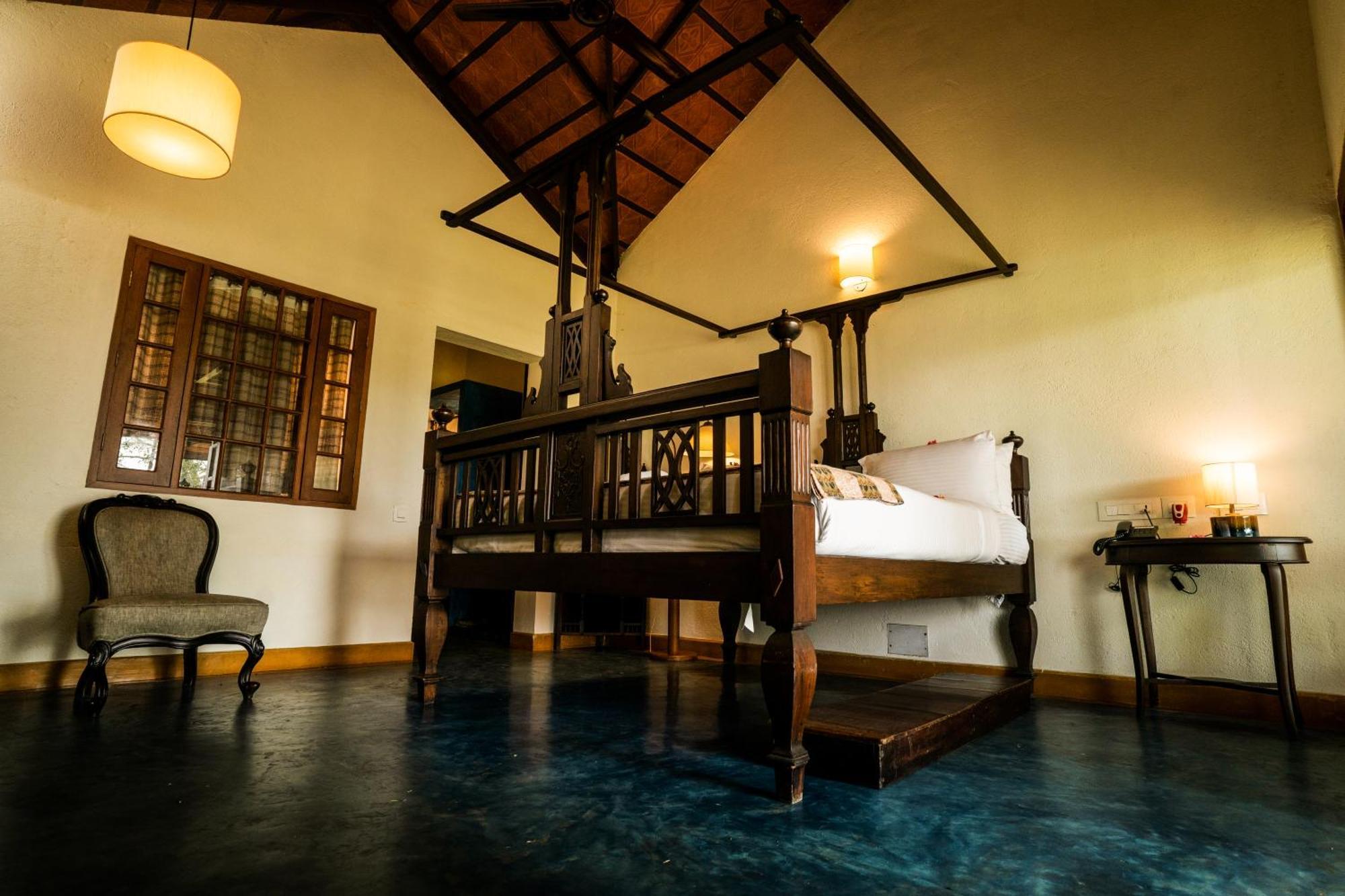 Cranganor History Cafe & Riverside Chateau North Paravur 外观 照片
