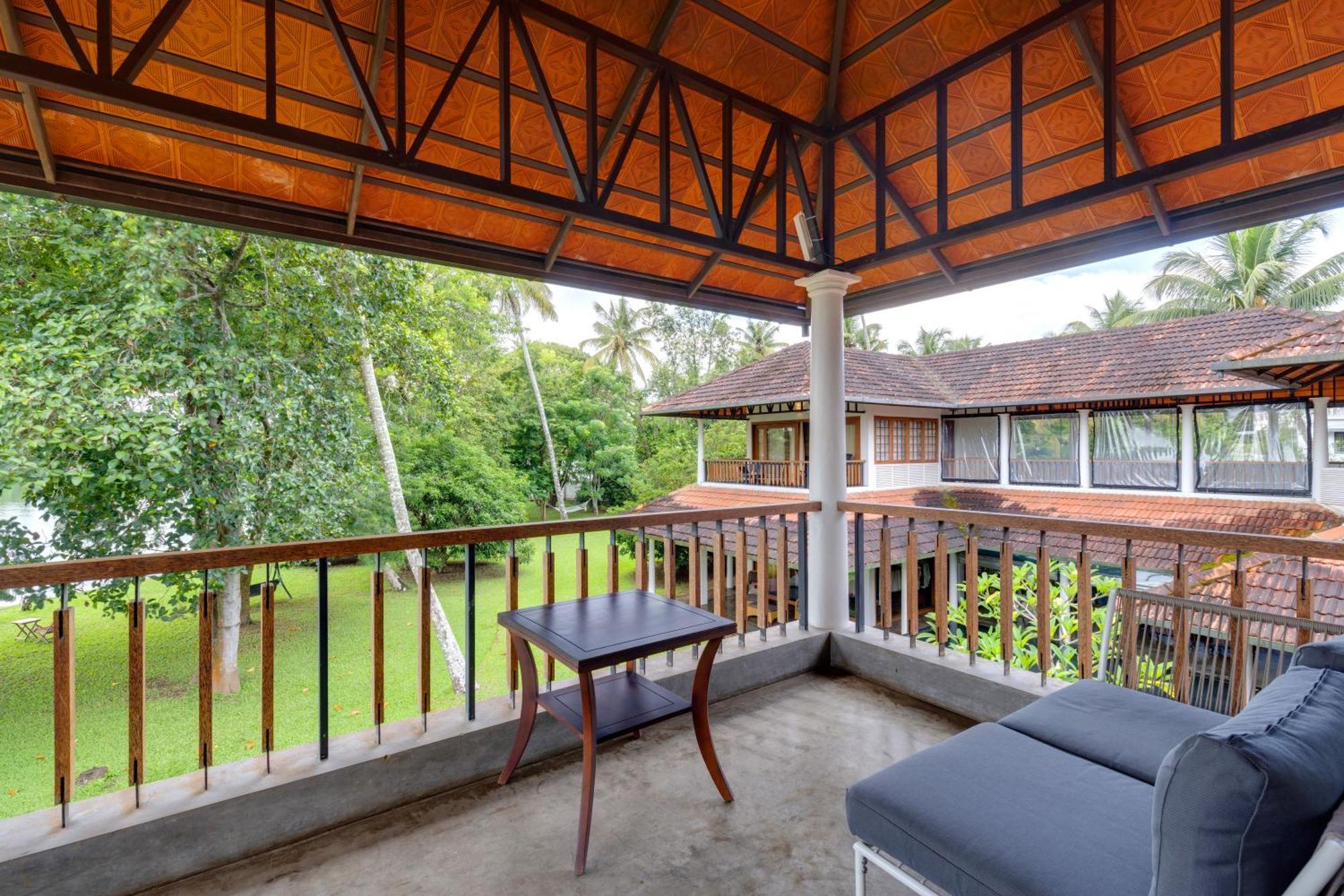 Cranganor History Cafe & Riverside Chateau North Paravur 外观 照片