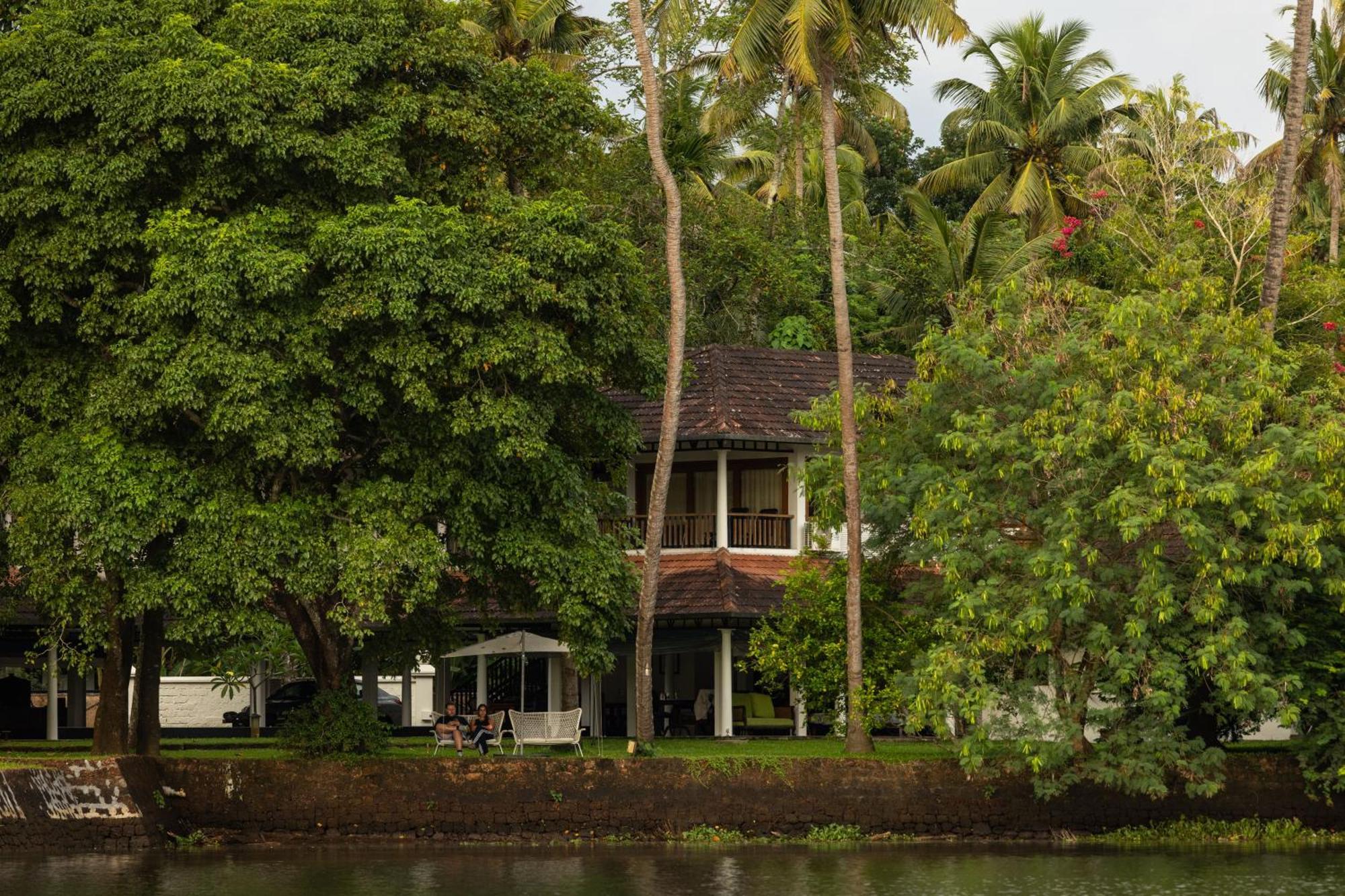 Cranganor History Cafe & Riverside Chateau North Paravur 外观 照片
