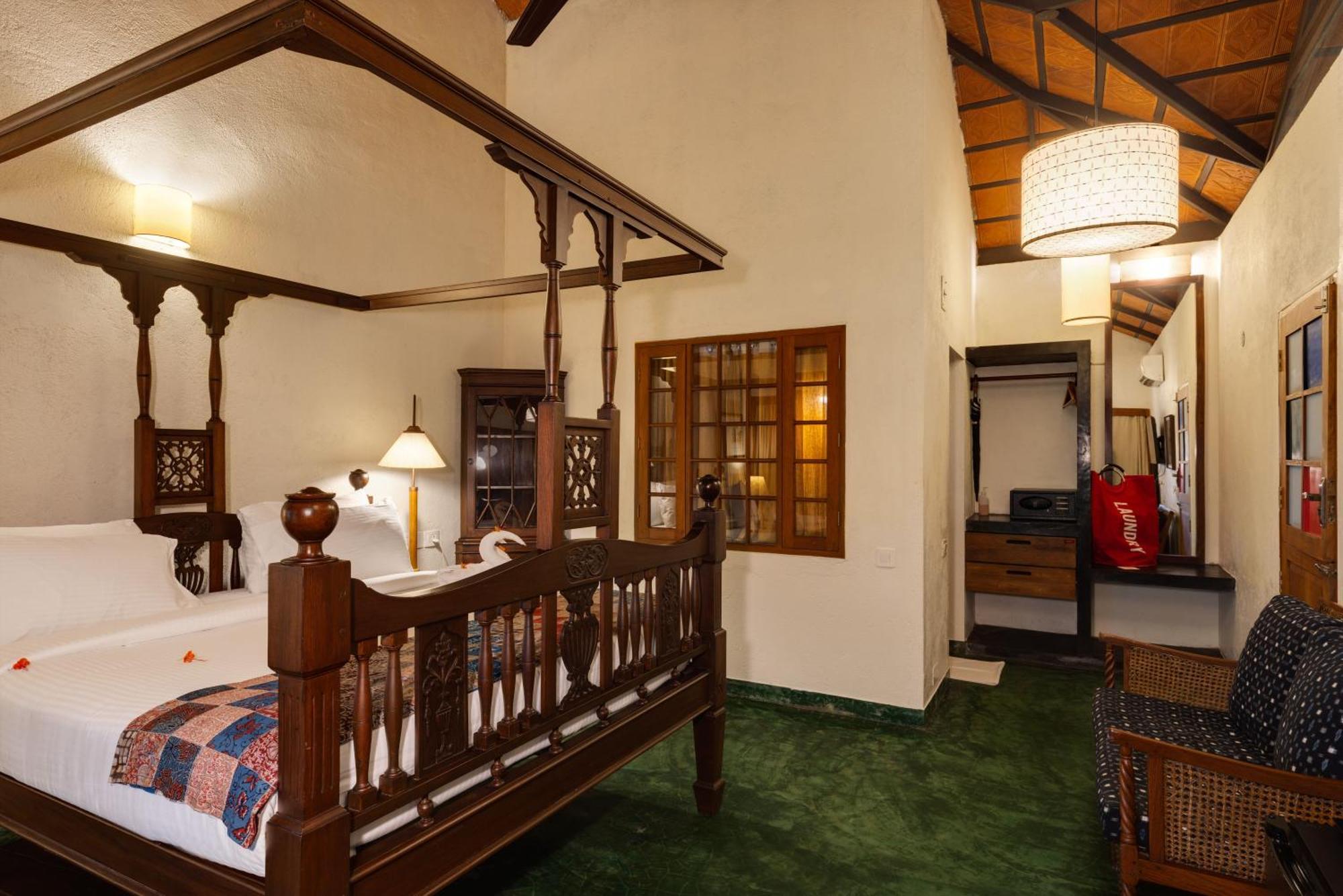Cranganor History Cafe & Riverside Chateau North Paravur 外观 照片